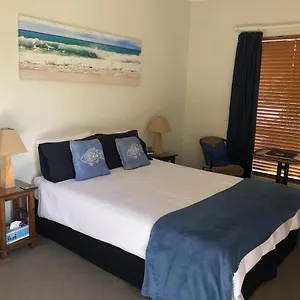 Beachhouse Bed & Breakfast